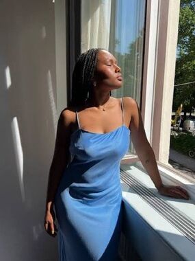 Djerf Avenue Dream Dress Midi Sky S